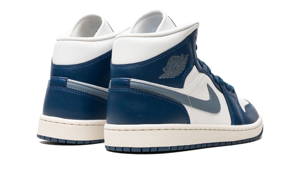 Jordan 1 Mid French Blue (W)