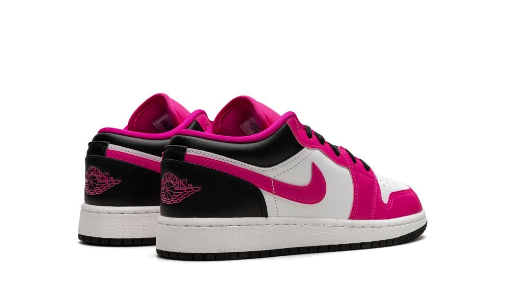 Jordan 1 Low Fierce Pink (GS) – STRIIDE