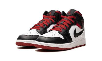 Jordan 1 Mid Gym Red Black Toe (GS)