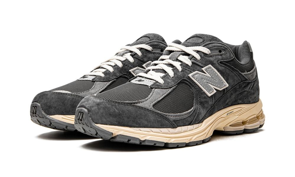 New Balance 2002R Black Dark Grey