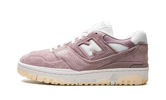 New Balance 550 Lilac Chalk Suede (W)