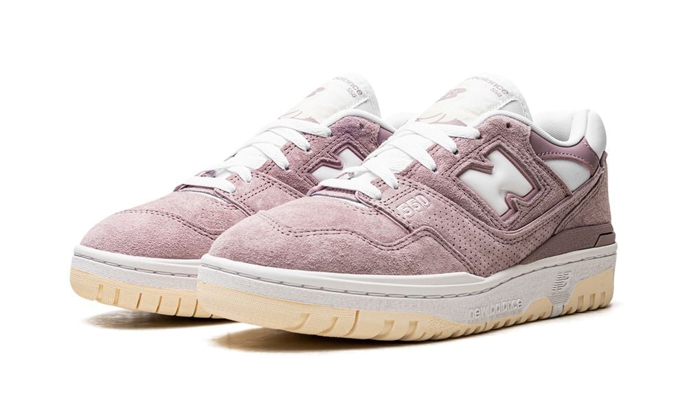 New Balance 550 Lilac Chalk Suede (W)