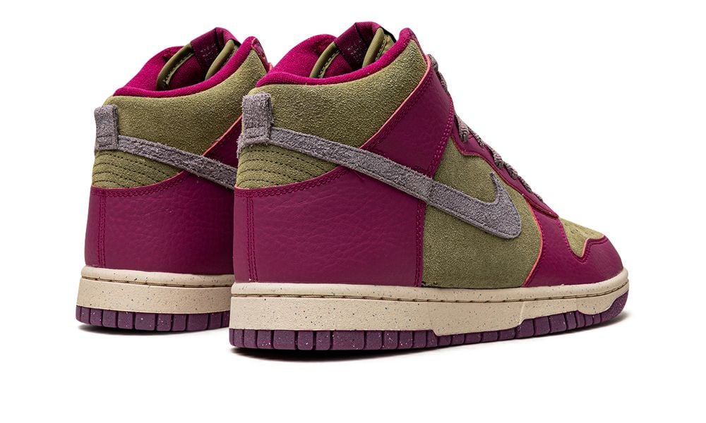 Nike Dunk High Dynamic Berry (W)